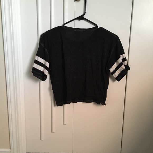 Dark grey cropped t shirt - Picture 3 of 3